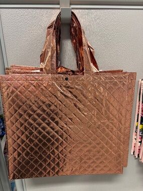 VIRAL METALLIC COPPER REUSABLE TOTE BAG WITH TOP SNAP